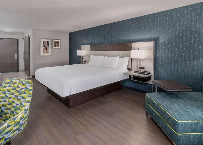 La Quinta By Wyndham Santa Rosa